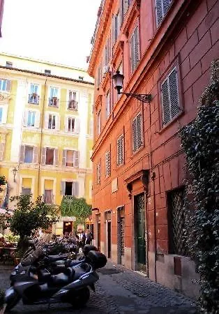 Trevi Qq Oda ve Kahvaltı